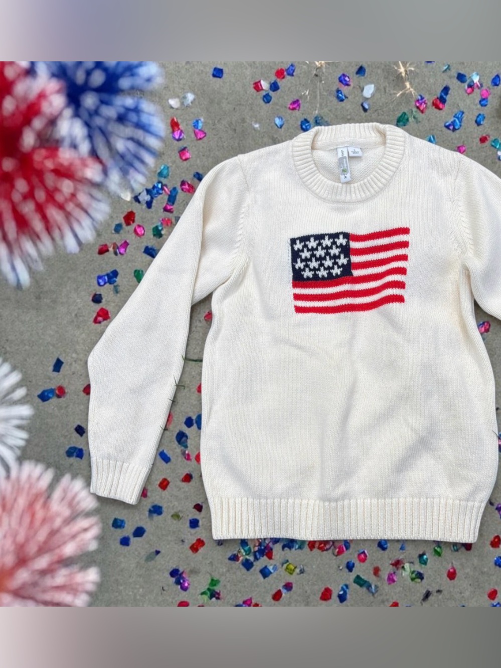 Cream boy’s Crewneck Sweater with Flag Motif